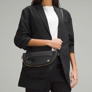 Lululemon All Night Festival Bag *Zip Top 5L